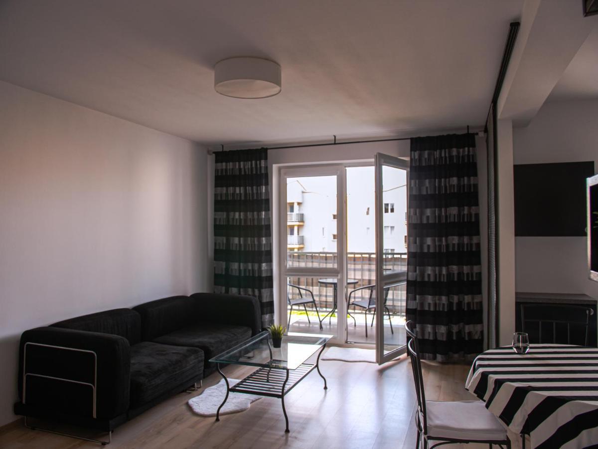 Sdh 2 Radzymin Comfortable Apartment Near Warsaw ภายนอก รูปภาพ