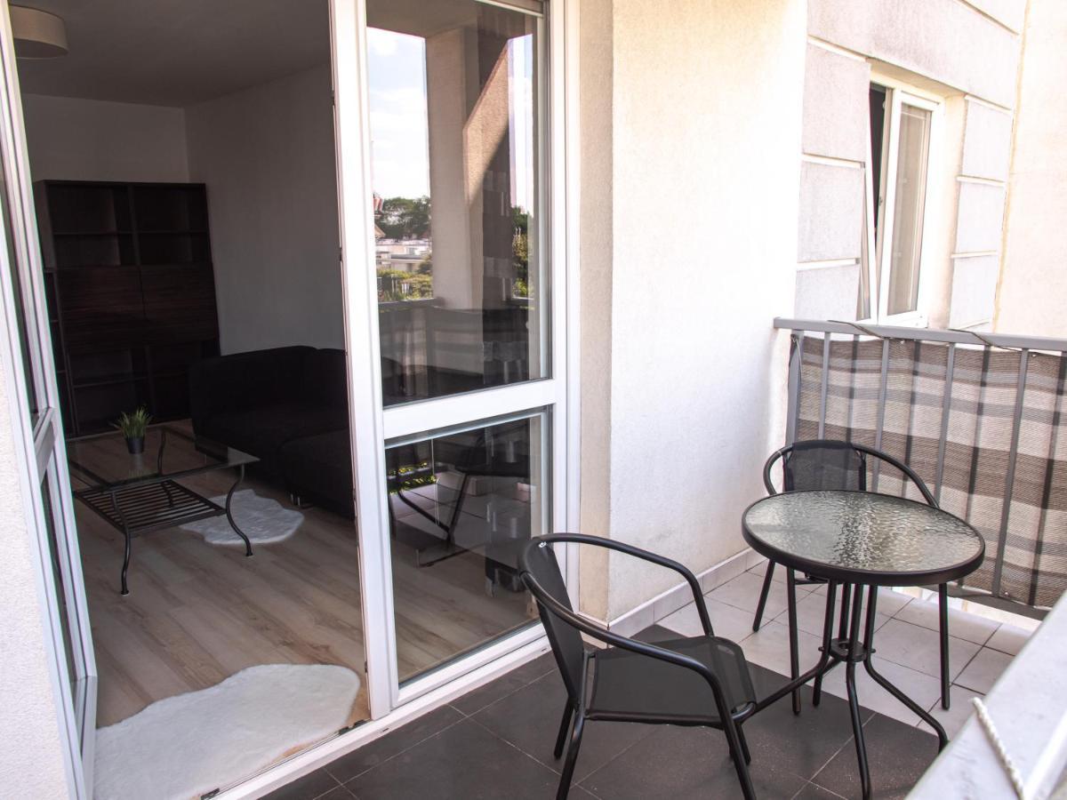 Sdh 2 Radzymin Comfortable Apartment Near Warsaw ภายนอก รูปภาพ